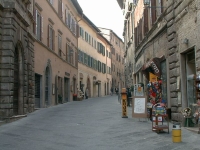 02古い(Montepulciano).jpg