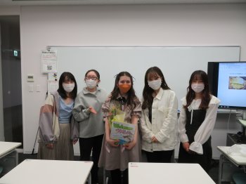 実践女子大学 人間社会学部 阿佐美敦子
