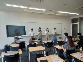 実践女子大学　人間社会学部　竹内光悦