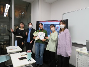 実践女子大学　人間社会学部　阿佐美敦子