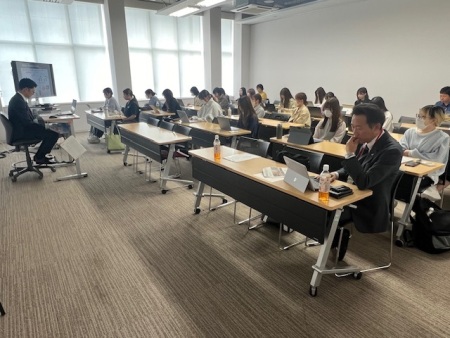 実践女子大学　現代社会学科　篠﨑ゼミ