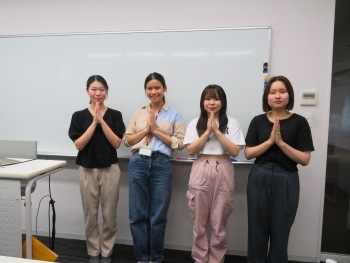実践女子大学　人間社会学部　阿佐美敦子