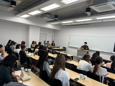 実践女子大学　人間社会学部　篠﨑香織