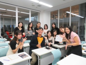 実践女子大学　人間社会学部　阿佐美敦子