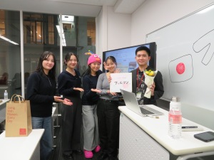 実践女子大学　人間社会学部　阿佐美敦子