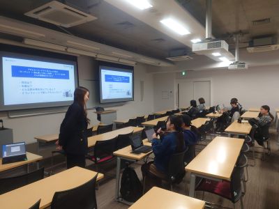 実践女子大学　人間社会学部　竹内光悦