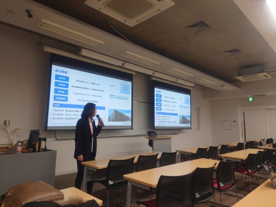 実践女子大学　人間社会学部　竹内光悦