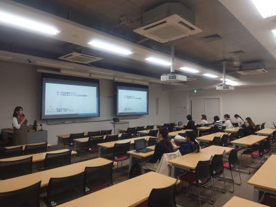 実践女子大学　人間社会学部　竹内光悦