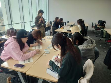 実践女子大学人間社会学部　竹内光悦