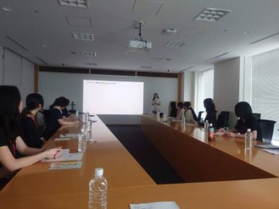 実践女子大学　人間社会学部　竹内光悦