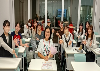 実践女子大学　人間社会学部　阿佐美敦子